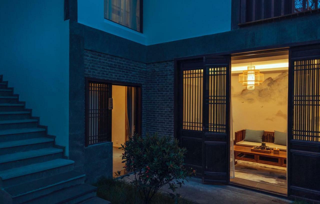 Lijiang Qilu Garden Hotel Baisha  Экстерьер фото